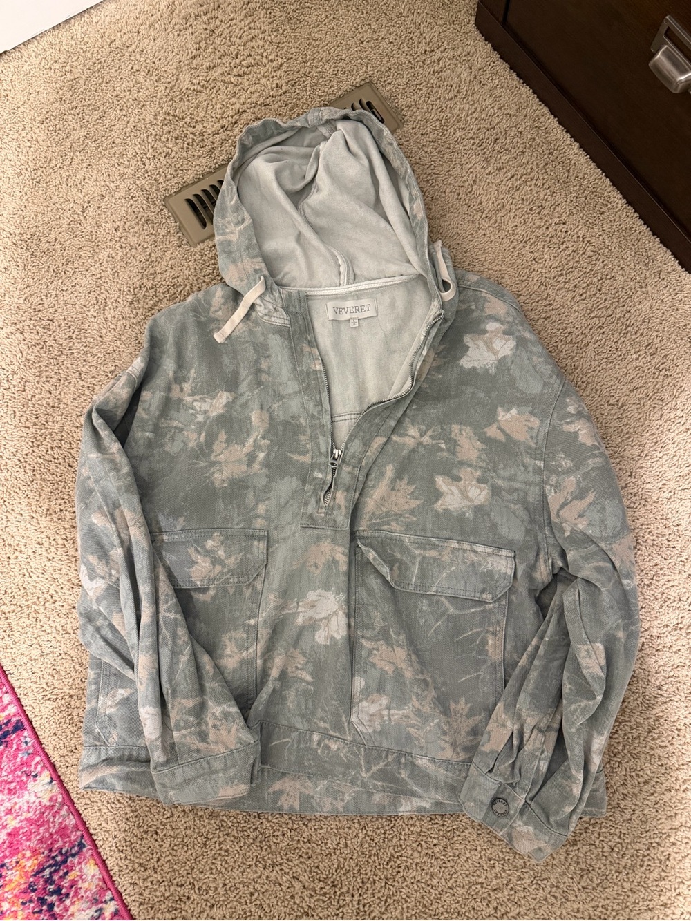 Women's Hooded Pullover Jacket in Camo Print